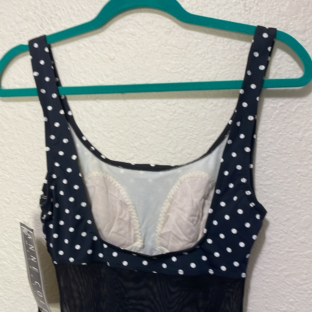 Anne Cole Collection Black And White One Piece Swimsuit. NWT. Size 12. - Picture 6 of 12